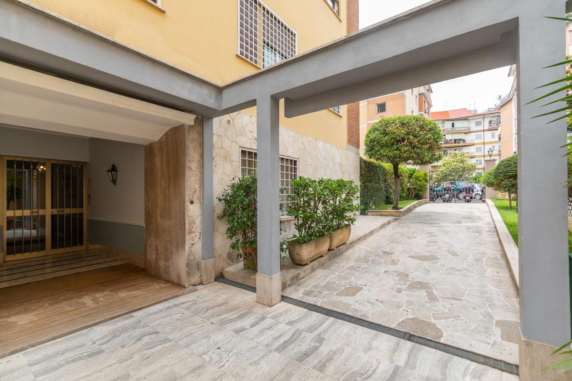 Fleming Suites By Hili Roma Exterior foto